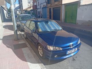 Peugeot 306 xs HDI /cambio por Zafira