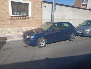 Peugeot 306 xs HDI /cambio por Zafira