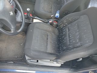 Peugeot 306 xs HDI /cambio por Zafira