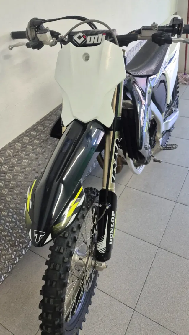 Triumph TF250 X Motocross