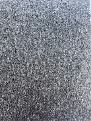 Tappeto d'ingresso grigio e bianco