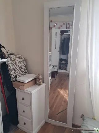 Espejo y Cajonera Blanca