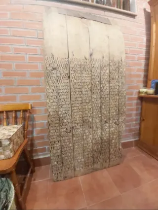 Trillo de madera antiguo