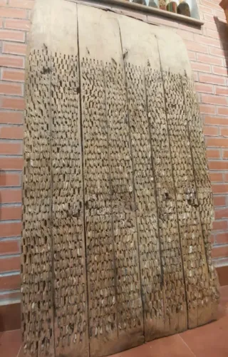 Trillo de madera antiguo