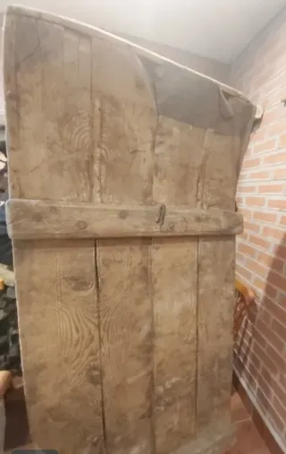 Trillo de madera antiguo