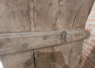 Trillo de madera antiguo