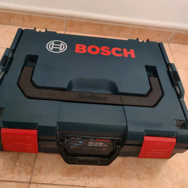 Nivel Láser Bosch GLL 3-80 P + Receptor LR 2
