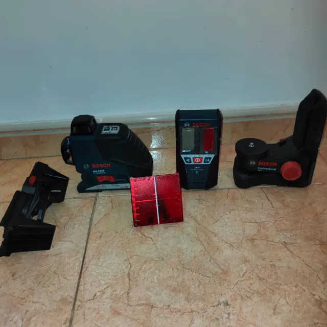 Nivel Láser Bosch GLL 3-80 P + Receptor LR 2