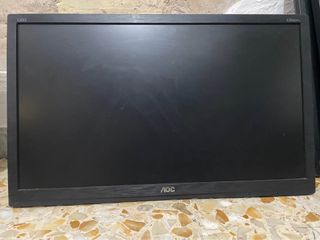 Monitor AOC 21.5 Full HD Regolabile