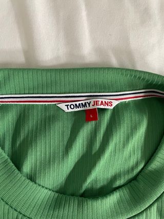 Top Tommy Jeans Verde Manga Larga