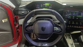 Peugeot 408 GT Hybrid eDCS6 100 kW (136 CV)