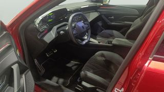 Peugeot 408 GT Hybrid eDCS6 100 kW (136 CV)