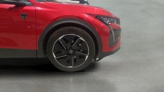 Peugeot 408 GT Hybrid eDCS6 100 kW (136 CV)