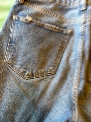 Pantalón vaquero Zara bajo deshilachado