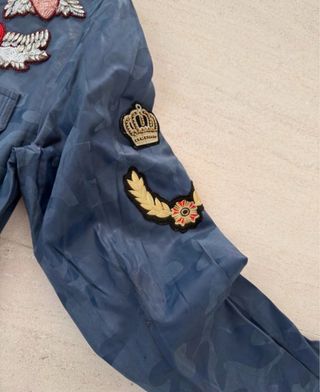 Mono Mangata Azul con Parches