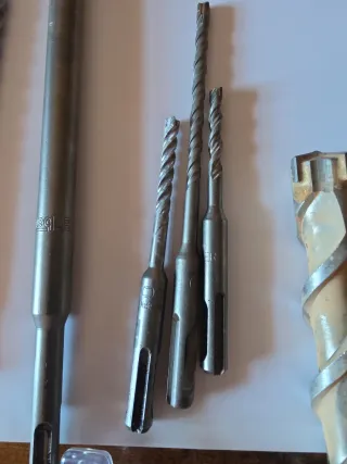 Lote Brocas hormigón SDS y puntero.