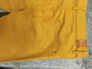 Pantalón Stradivarius mujer