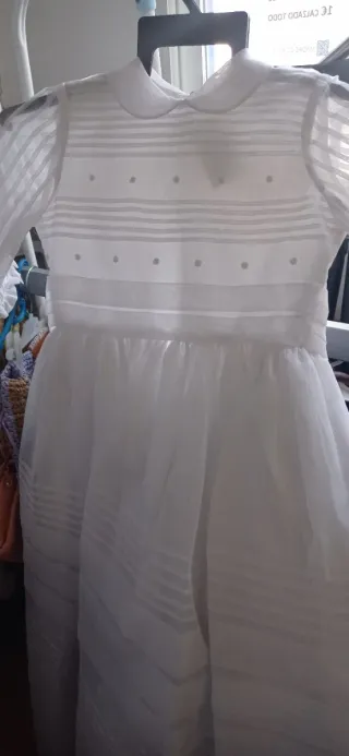 Vestidos y trajes de Comunión