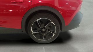 Peugeot 408 GT Hybrid eDCS6 100 kW (136 CV)