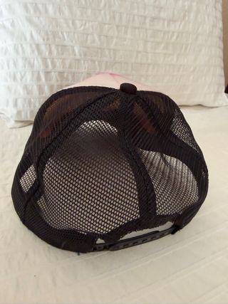 Gorras: dorada y rosa