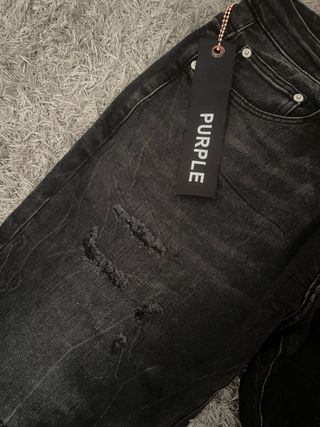 Pantalones vaqueros Purple acampanados negros tall