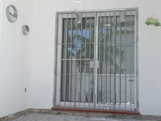 Reja metálica de seguridad