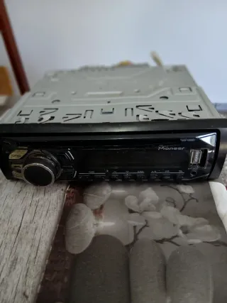 Radio Coche Pioneer DEN-4600BT