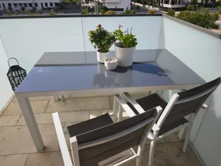 Mesa terraza cristal templado + 2 sillas + banco