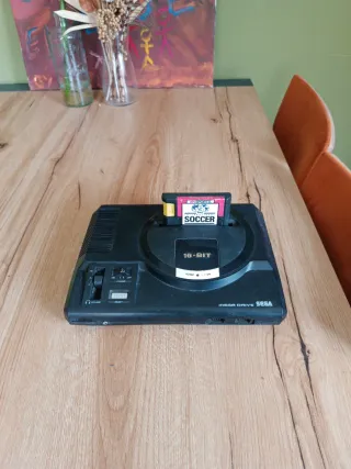 Consola Sega Mega Drive 16-Bit + Juego