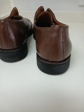 Zapatos Elcio Vitoria Cuero Marrón Sin Cordones