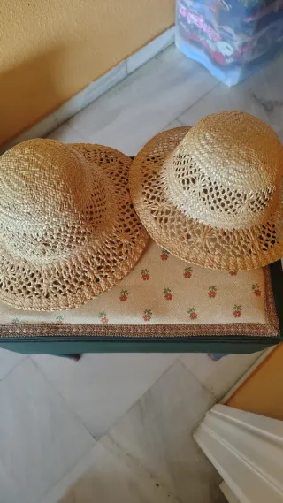 Sombreros de paja para niña