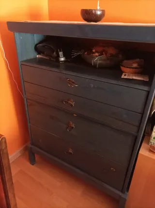 Cajonera de salón de madera