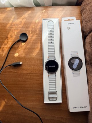Samsung Galaxy Watch 7 LTE 44mm –COMO NUEVO+CAJA