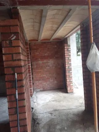 Albañil experto + reformas completas + presupuesto