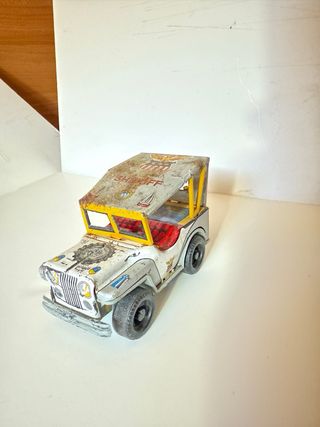 Jeep Payá Sheriff hojalata vintage años 70