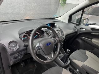 Ford Tourneo Courier 2017