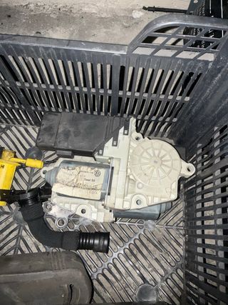 Motor elevalunas Seat Leon MK1