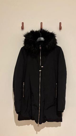 Abrigos Zara Negro y Gris