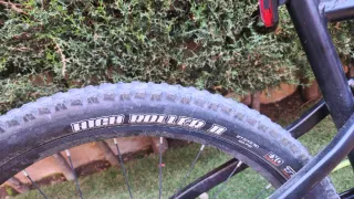 Bici de doble suspension enduro