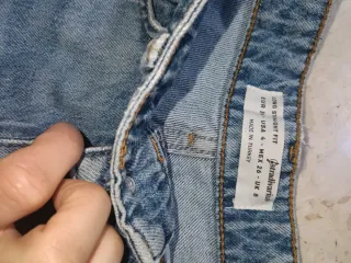 Pantalón corto vaquero Stradivarius Talla 36