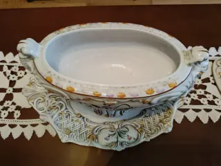 Sopera cerámica decorada flores