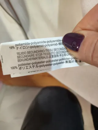 Chaqueta tipo ante con cremallera