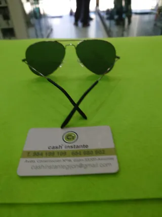Gafas de sol MO SIENE verdes