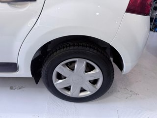 Dacia Sandero 1.2 Ambiance ( 37.725 kms ) ETIQ C