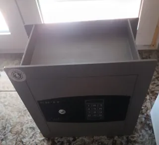 Caja Fuerte ARFE 2306 Empotrar