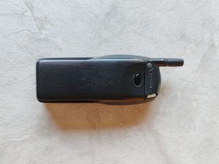 Móvil Nokia 7110 1999