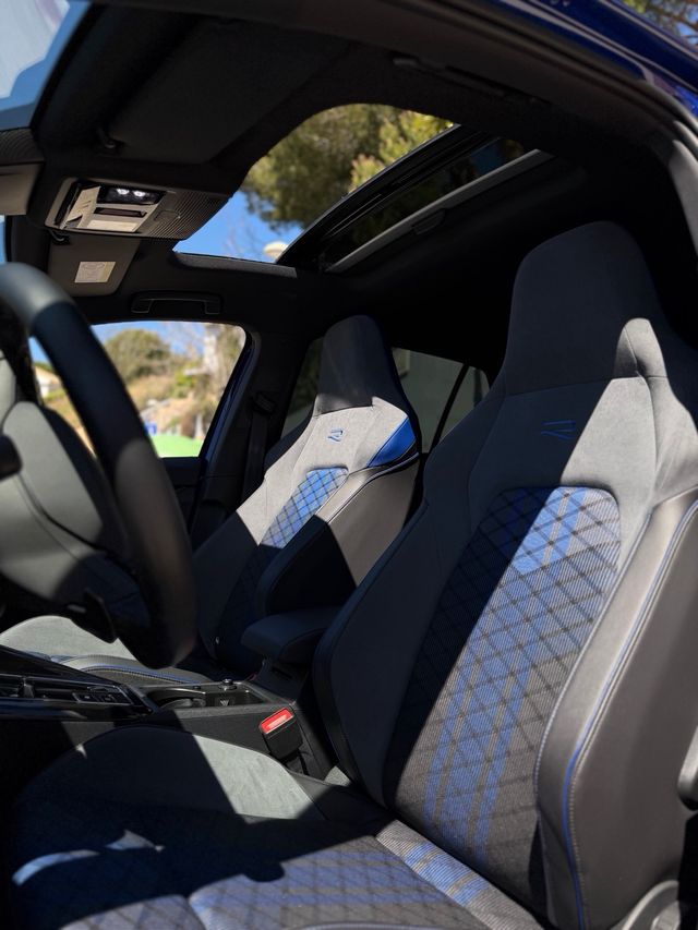 Volkswagen Golf  r 333cv 2025