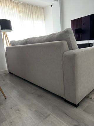 Sofá 3 plazas gris claro El Corte Inglés