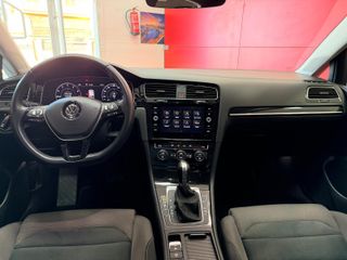 VOLKSWAGEN Golf Sport RLine 1.5 TSI 110kW 150C