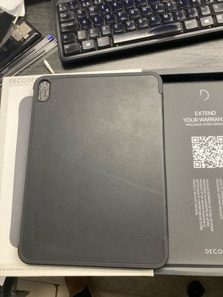 Funda Decoded Piel iPad 2022